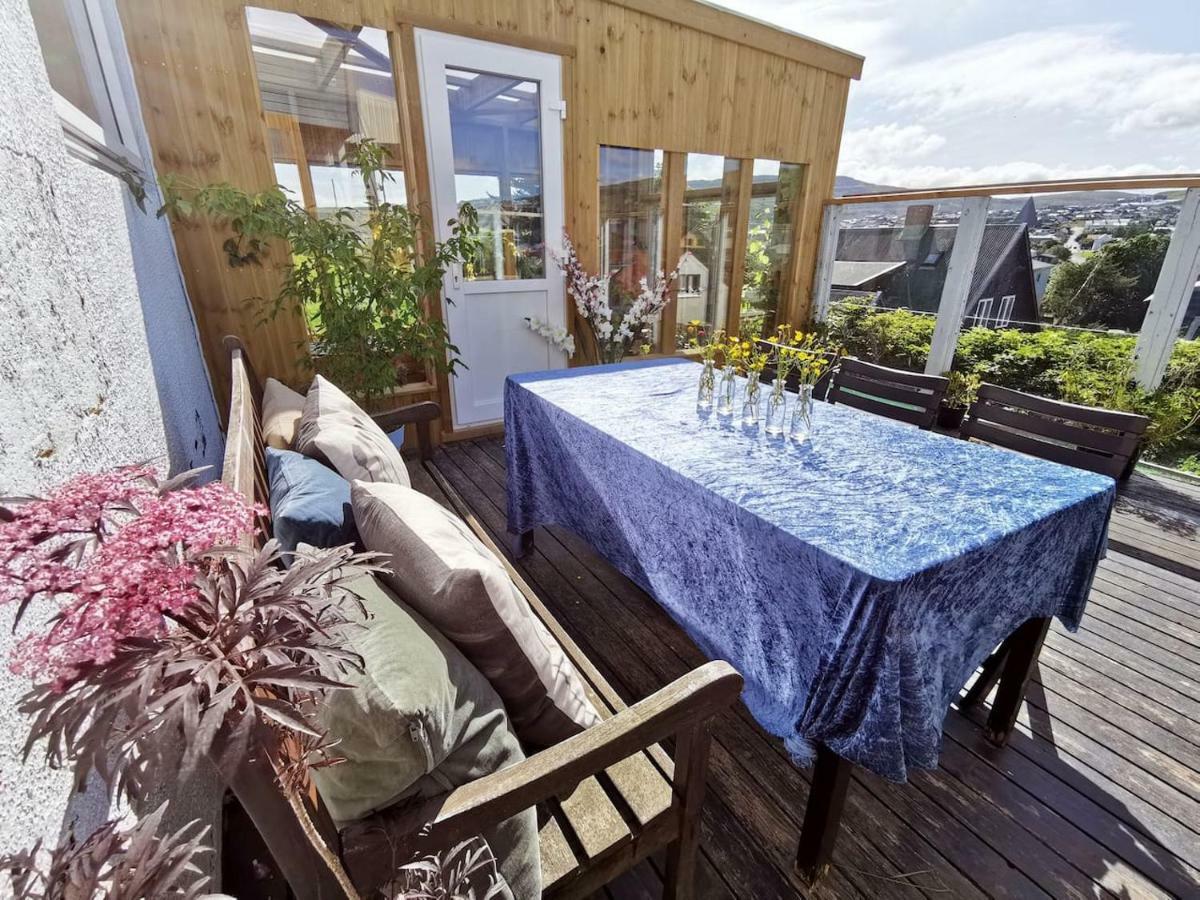 A Green Pearl In The Heart Of Torshavn Luaran gambar